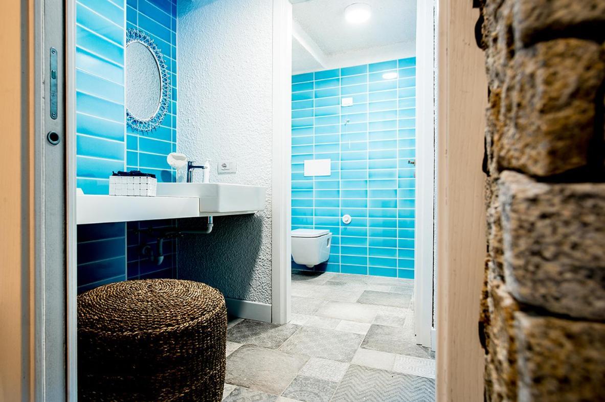 Capoblu Hotel Pula Exterior photo